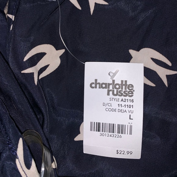 NWT Blouse with Open back slit - Picture 4 of 4